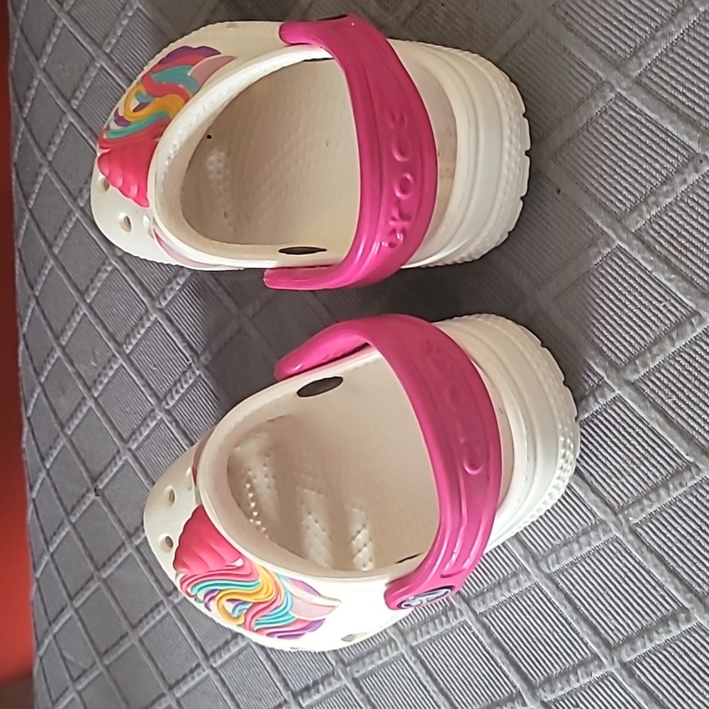Crocs Kids Unicorn Clogs Sandals - Pink & White Size 7c Firm - Picture 4 of 6